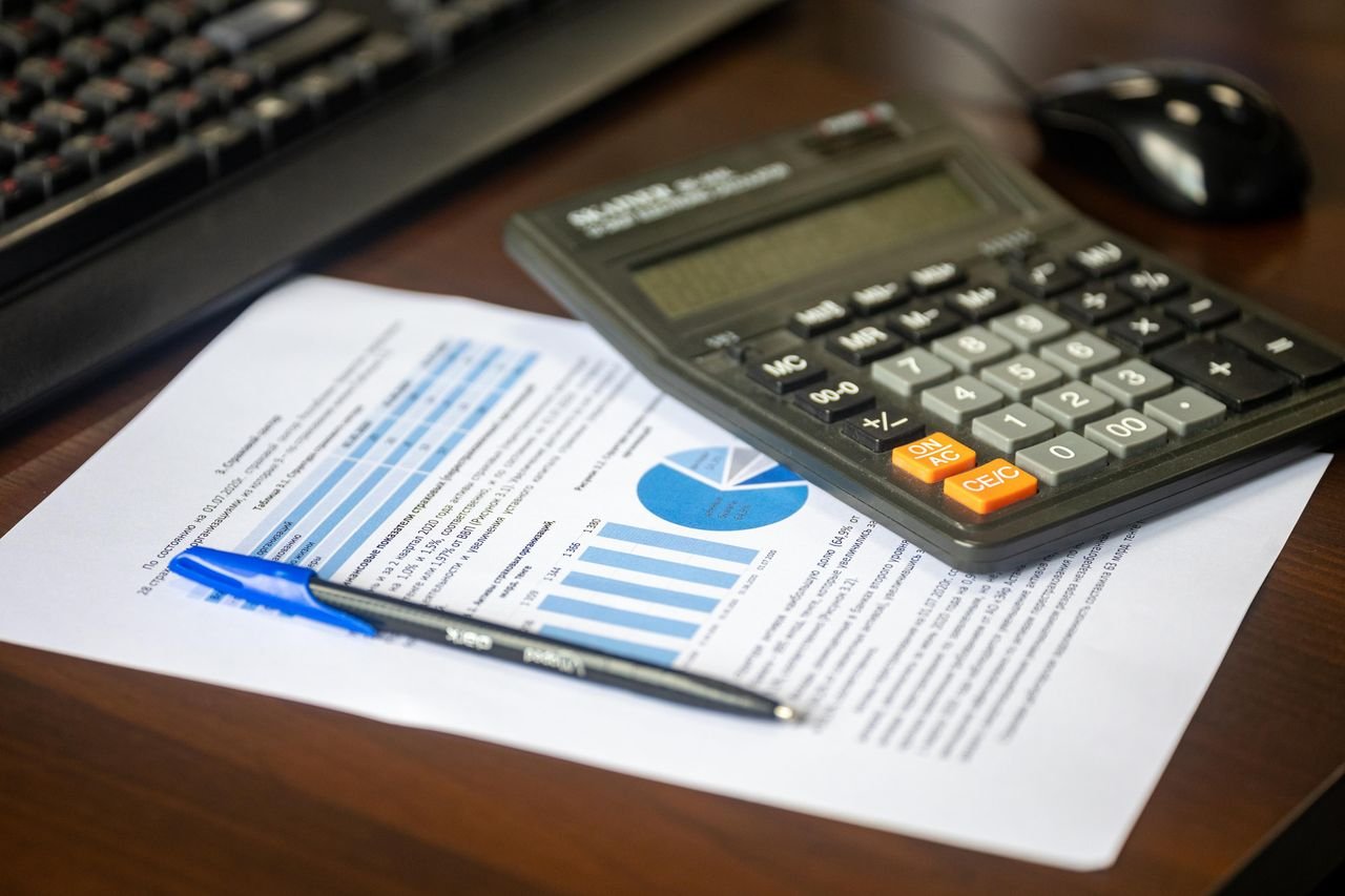Financial report and calculator for goodwill impairment testing at a private company